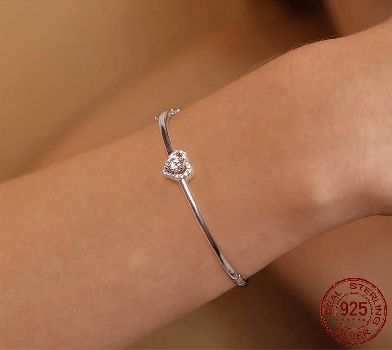 Bracelet Cœur Creux 0.5CT Moissanite en Argent 925