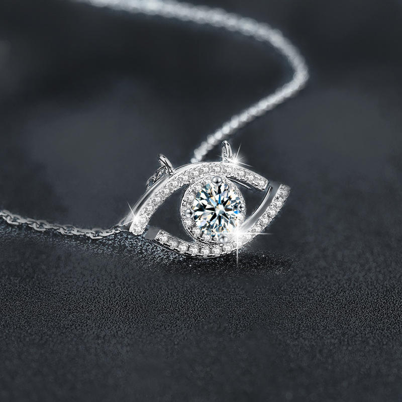 Collier Pendentif Œil du Diable Moissanite en Argent 925
