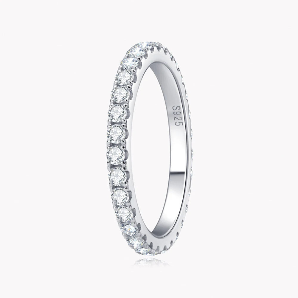 Fede nuziale Eternity in Moissanite da 2 mm per donna