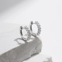 Orecchini piccoli in moissanite di colore D in argento 925 da donna