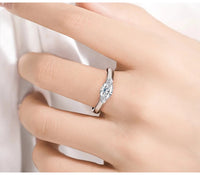 Eleganter Ring aus 925er Silber mit 1 Karat Marquise-Moissanit für Damen