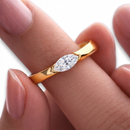 Pure Marquise Ring – Graceful Line