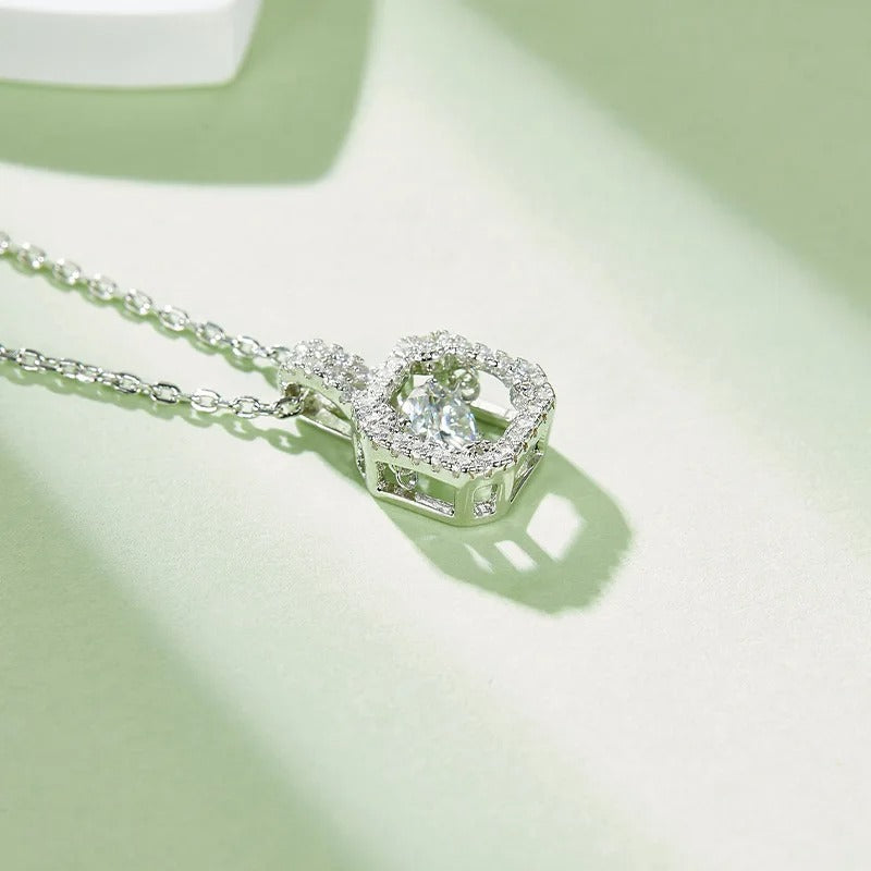 Halskette aus 18 Karat vergoldetem S925-Silber mit 1,0 Karat eingelegtem Moissanit